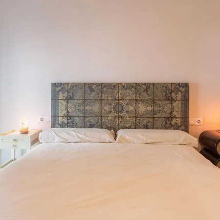 Apartment Pages By Valcambre